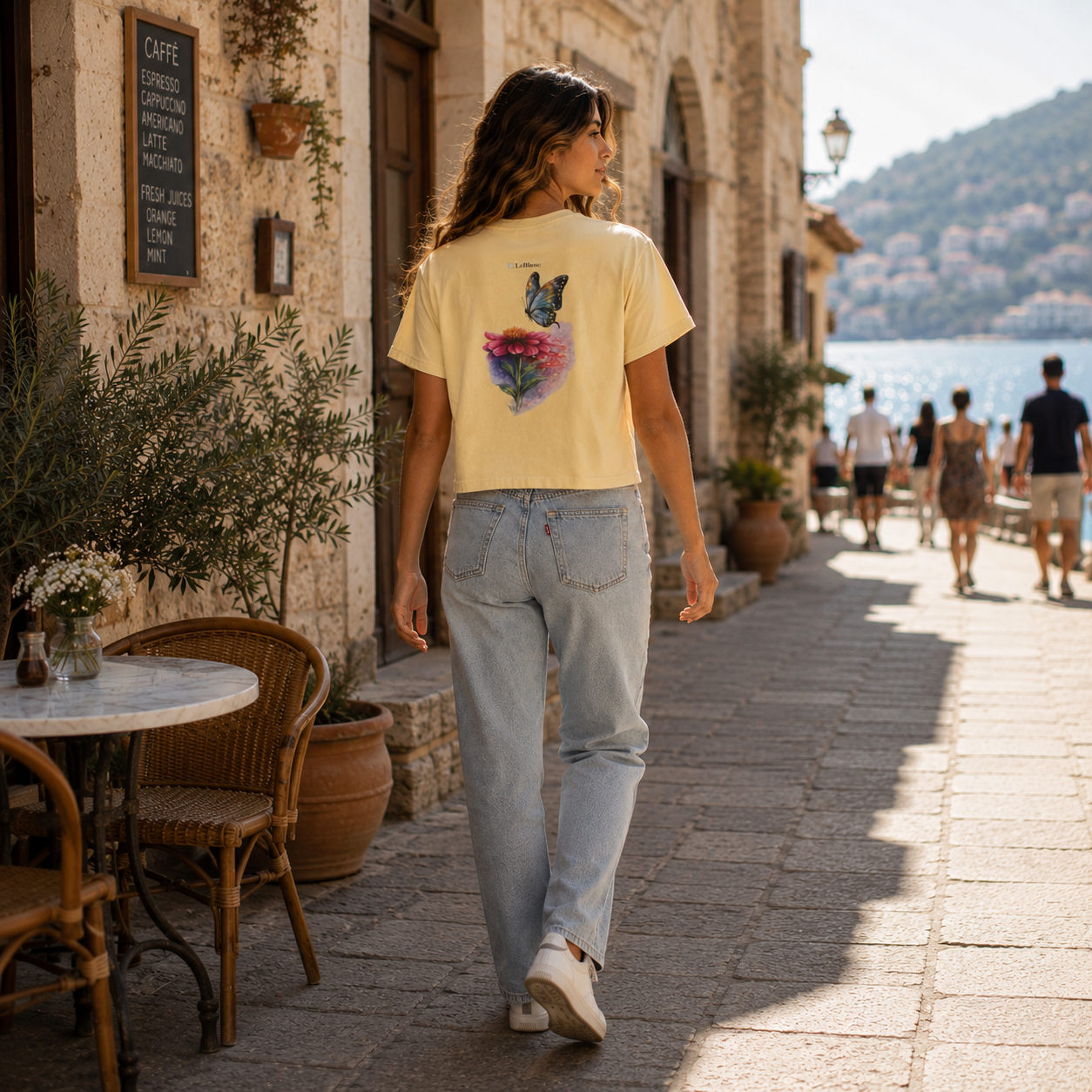 Boxy Cropped Heavyweight Women's T-Shirt